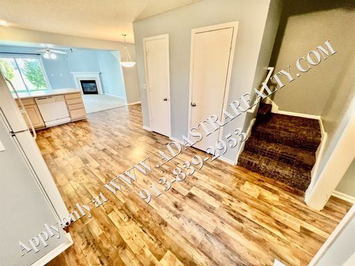 2141 SW Rambling Vine Rd,, Lee's Summit, MO 64082