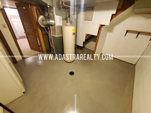 5327 E 100th St,, Kansas City, MO 64137