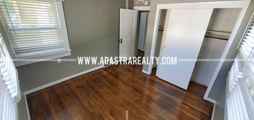 1845 S Scott Ave,, Independence, MO 64052-3928