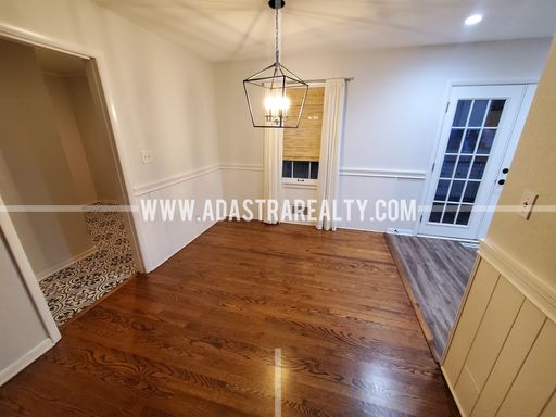 9709 Eby St,, Overland Park, KS 66212