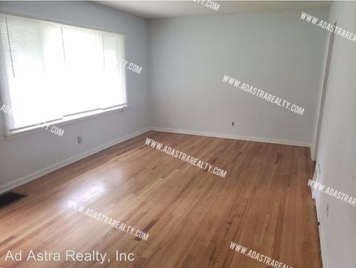 9203 Vaughn Ave,, Raytown, MO 64133