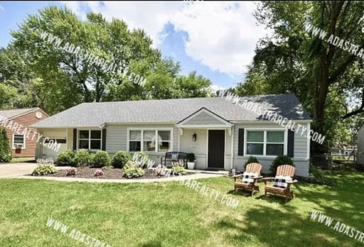 2227 W 78th St,, Prairie Village, KS 66208