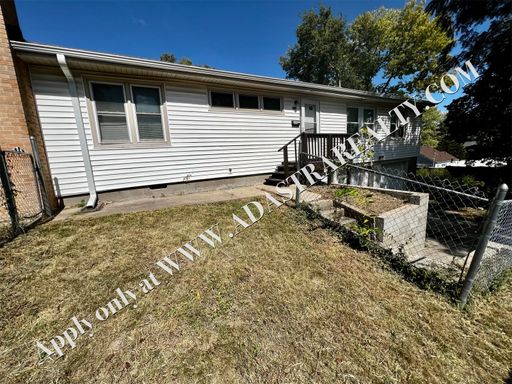 9600 E 18th St,, Independence, MO 64052