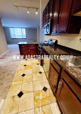 700 E 8th St,, Unit 9L, Kansas City, MO 64106