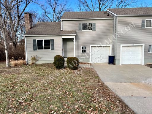 1924 E 97th St,, Kansas City, MO 64131