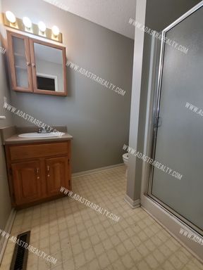 11425 W 61st St, , Shawnee, KS 66203