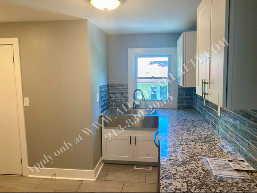 5038 S Benton Ave,, Kansas City, MO 64130