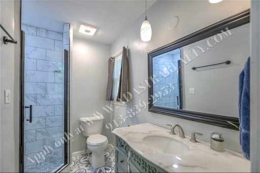 1921 SW 4th St, , Lees Summit, MO 64081