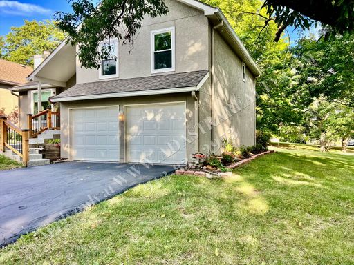 12744 W 108th St, , Overland Park, KS 66210