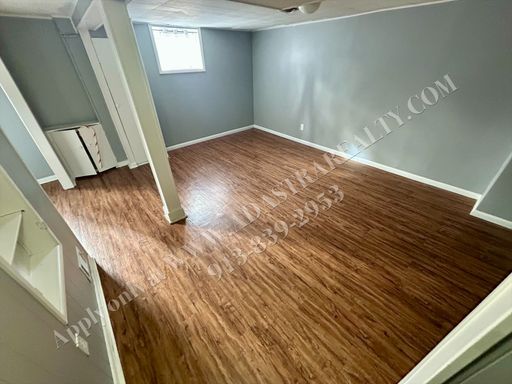 9 W Pocahontas Ln, , Kansas City, MO 64114