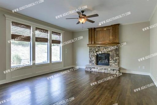 10580 S Millstone Dr,, Olathe, KS 66061-9104