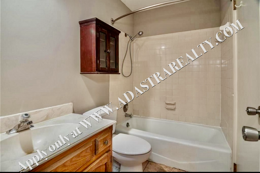 10620 W 115th St, , Overland Park, KS 66210