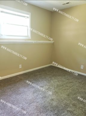 120 S Julia St, , Olathe, KS 66061