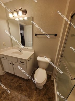 8318 N Spruce Ave,, Kansas City, MO 64119