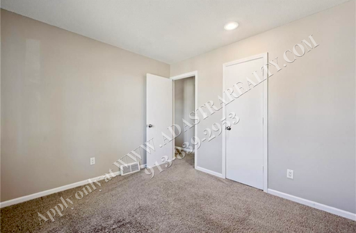 1033 E Huntington Pl, , Olathe, KS 66061