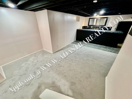  5404 Chadwick Rd, Fairway, KS 66205