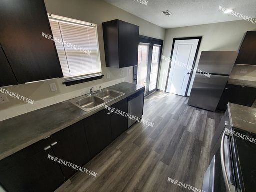 1518 W 26th St,, Lawrence, KS 66046
