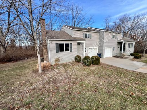 1924 E 97th St,, Kansas City, MO 64131