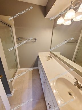 14801 W 123rd Ter,, Olathe, KS 66062-5901