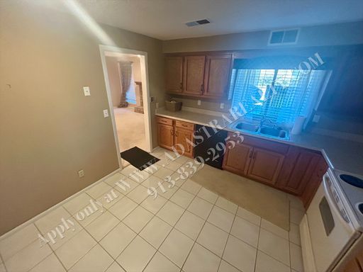 12708 W 110th Ter, , Overland Park, KS 66210
