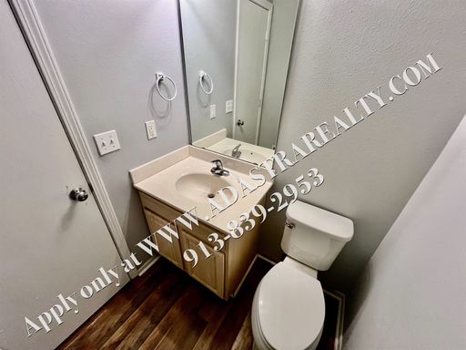 2141 SW Rambling Vine Rd,, Lee's Summit, MO 64082