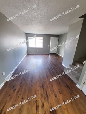 1517 E Elizabeth St, , Olathe, KS 66061