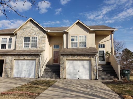 581 Woodson Ln,, Gardner, KS 66030