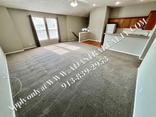 18521 S Mulberry Ct,, Gardner, KS 66030