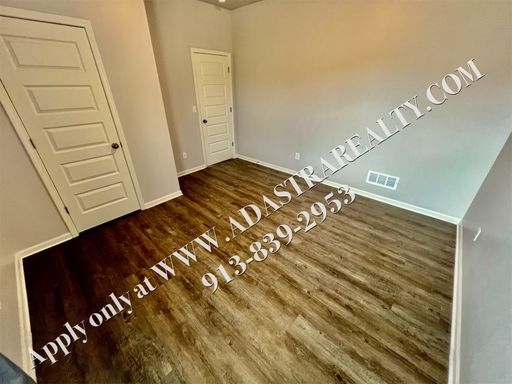 21749 Franklin St,, Spring Hill, KS 66083