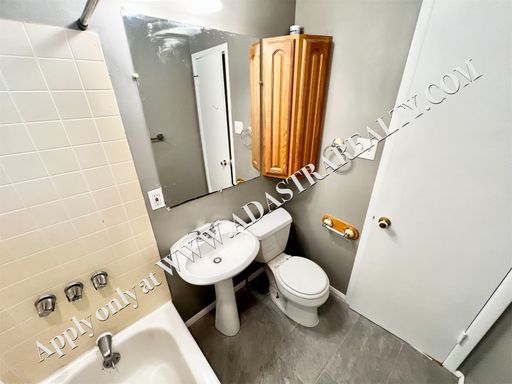 4808 Appleton Ave,, Kansas City, MO 64133-2327