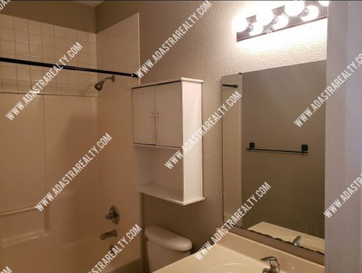 705 Arkansas St, , Unit B,, Lawrence, KS 66044-2350