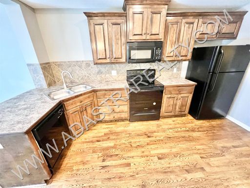 21840 W 123rd Ter,, Olathe, KS 66061