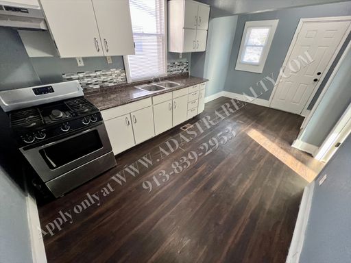 221 N 17th St, , Kansas City, KS 66102