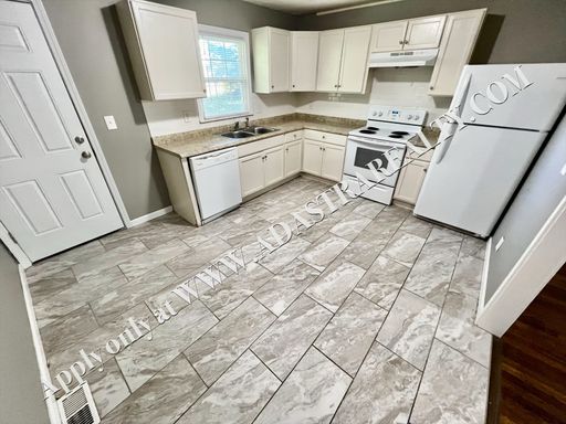 1019 1/2 S Glenwood Ave,, Independence, MO 64053