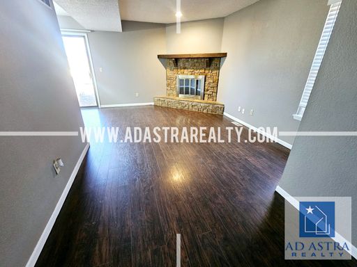 1316 E 123rd Ter,, Unit A, Olathe, KS 66061-3059