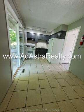1716 E Cedar St,, Unit 6,, Olathe, KS 66062-1655
