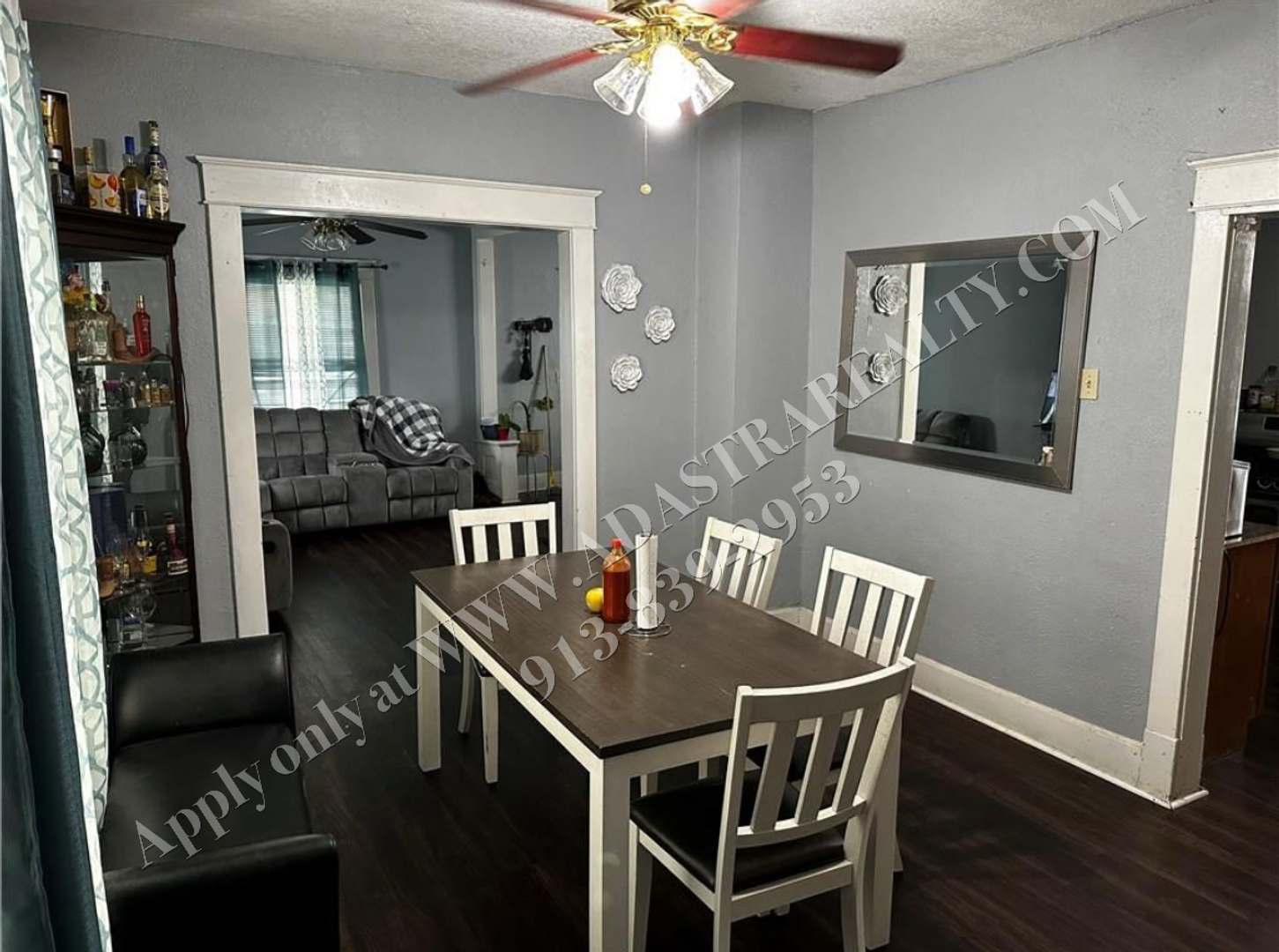 Kansas City House: 221 N 17th St,