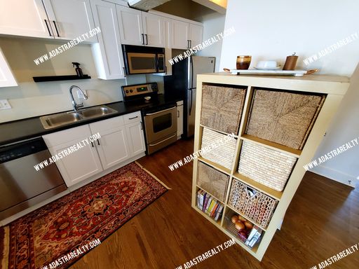 3001 Gillham Rd Apt 206,, Kansas City, MO 64108