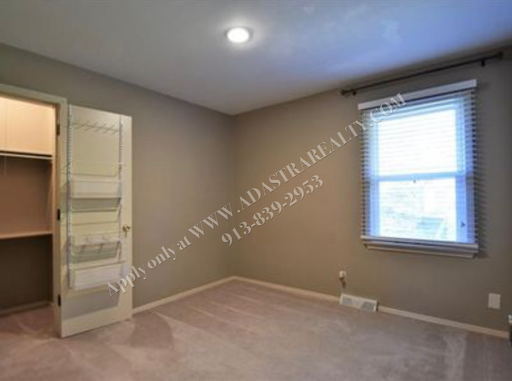 16112 W 141st Ter.,, Olathe, KS 66062