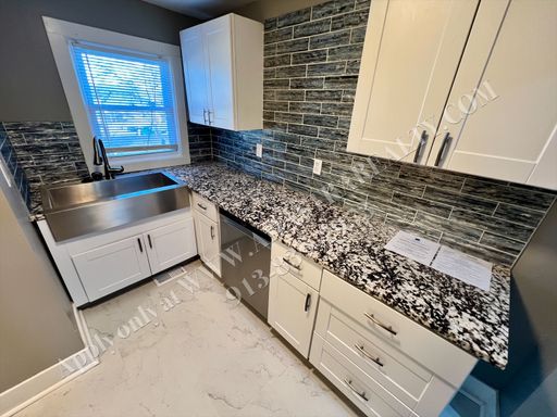 5038 S Benton Ave,, Kansas City, MO 64130