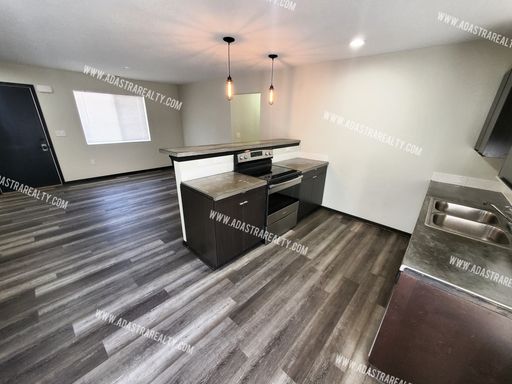 1518 W 26th St,, Lawrence, KS 66046