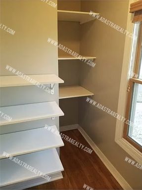 243 W 61st St,, Kansas City, MO 64113-1402