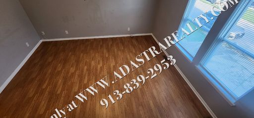 125 Kindred Ave,, Bonner Springs, KS 66012