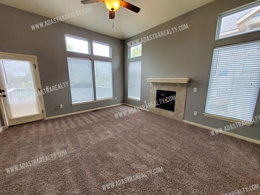 21782 W 123rd Ter,, Olathe, KS 66061-7628