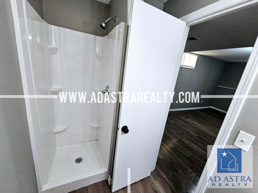 6004 E 98th St,, Kansas City, MO 64134