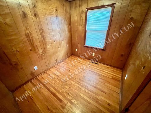 727 N Chestnut St, , Olathe, KS 66061