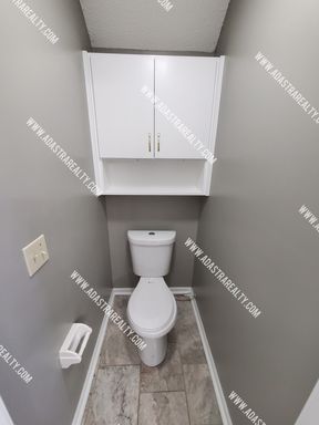 15810 Beverly St,, Overland Park, KS 66223-3475