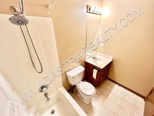 758 Redwood St,, Gardner, KS 66030