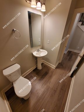 324 N 4th Ter,, Louisburg, KS 66053