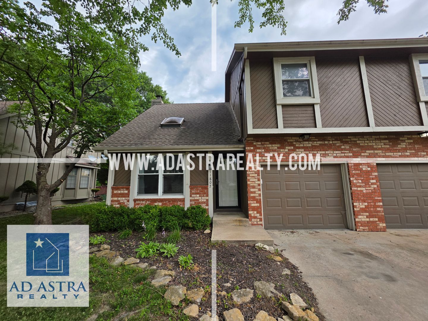 Overland Park House: 11807 Caenen St,